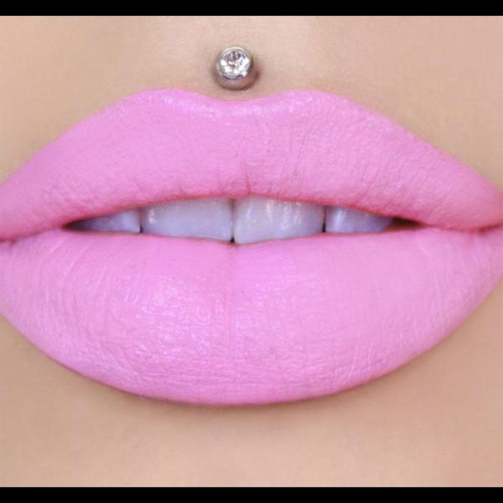 Jeffree Star Velour Liquid Lipstick-Ice Cream Blvd